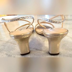 Nina Gerri Beige/gold metallic Rhinestone Slingback Block Heel dress sandals